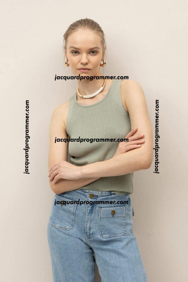 VEST-RUND NACK